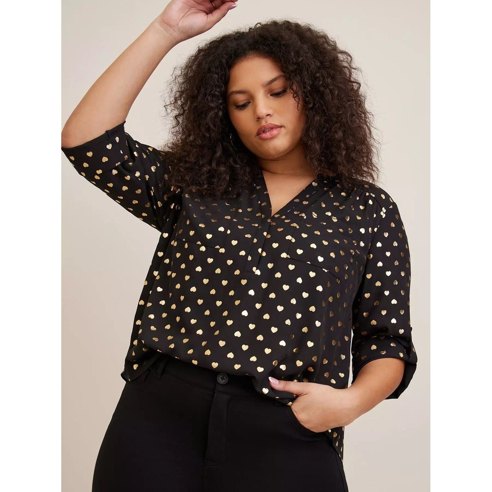 Torrid Harper Blouse Gold Foil Heart Print Black Georgette Size 00 XL